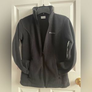 Columbia women's turtleneck black zip Up jacket
